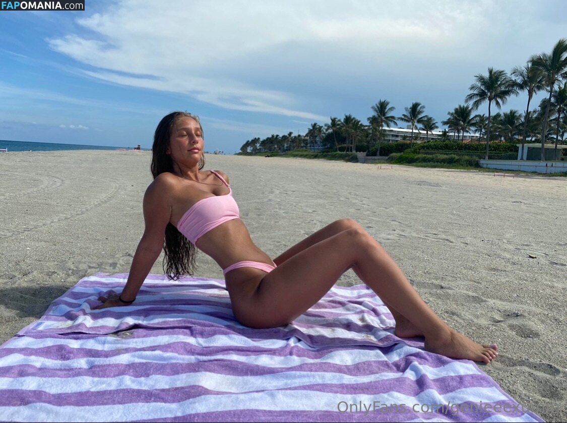 genieeexumm Çıplak OnlyFans  Sızdırılmış Fotoğraf #1