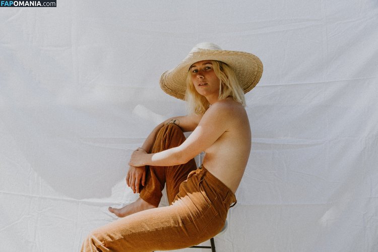 Broods singer / Georgia Nott / NottGeorgia / broodsmusic Çıplak OnlyFans  Sızdırılmış Fotoğraf #2
