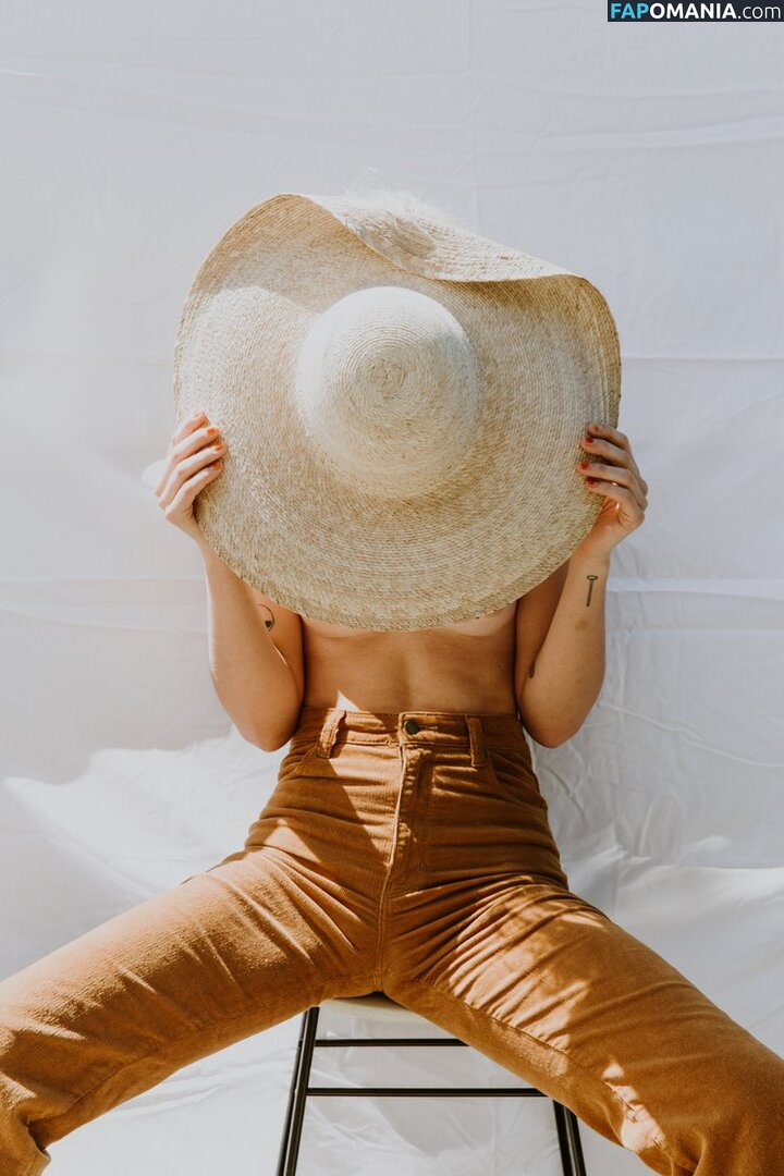 Broods singer / Georgia Nott / NottGeorgia / broodsmusic Çıplak OnlyFans  Sızdırılmış Fotoğraf #3