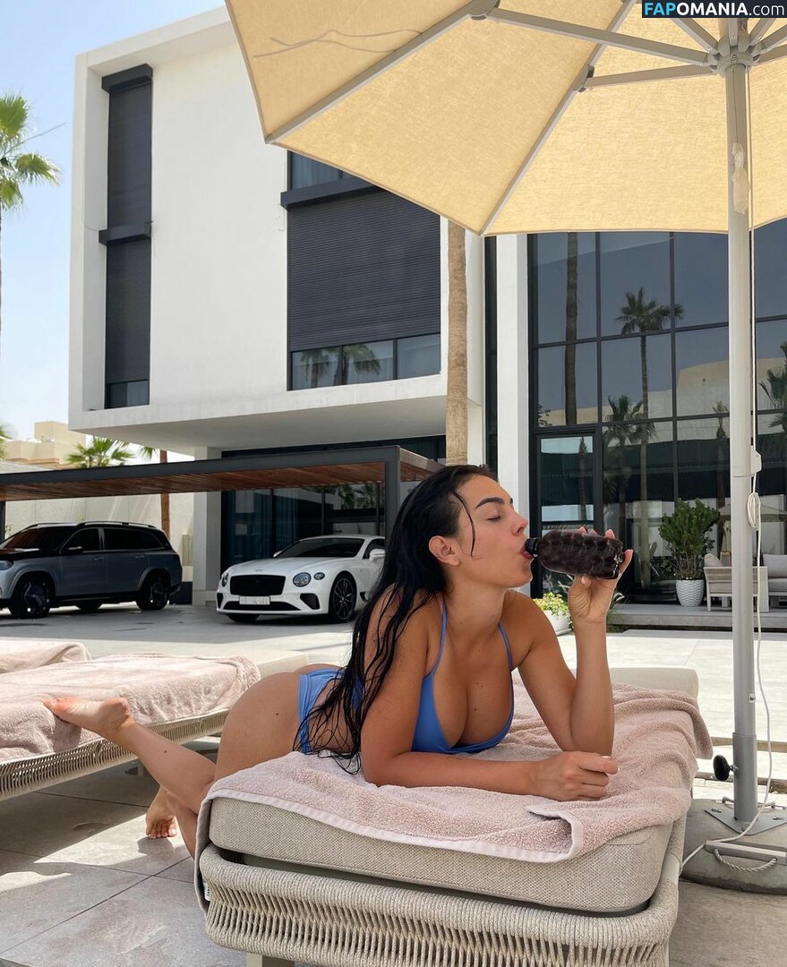 Georgina Rodriguez / georginagio Çıplak OnlyFans  Sızdırılmış Fotoğraf #69