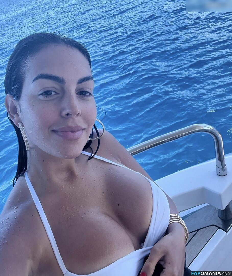 Georgina Rodriguez / georginagio Çıplak OnlyFans  Sızdırılmış Fotoğraf #78