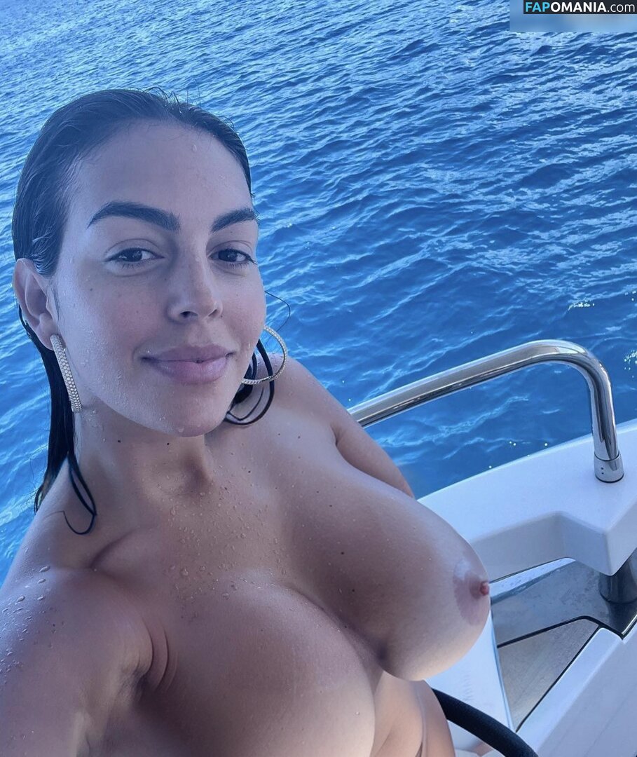 Georgina Rodriguez / georginagio Çıplak OnlyFans  Sızdırılmış Fotoğraf #81
