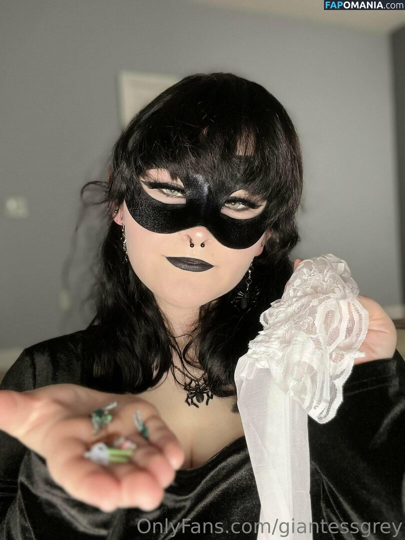 giantessgrey / grimlygrey Çıplak OnlyFans  Sızdırılmış Fotoğraf #19
