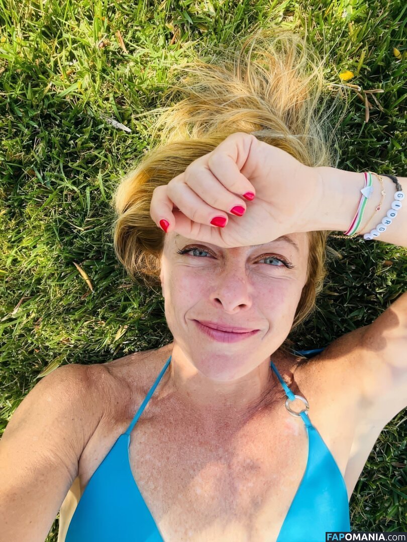 Giorgia Meloni / Italian Prime Minister 🇮🇹 / giorgiameloni Çıplak OnlyFans  Sızdırılmış Fotoğraf #1