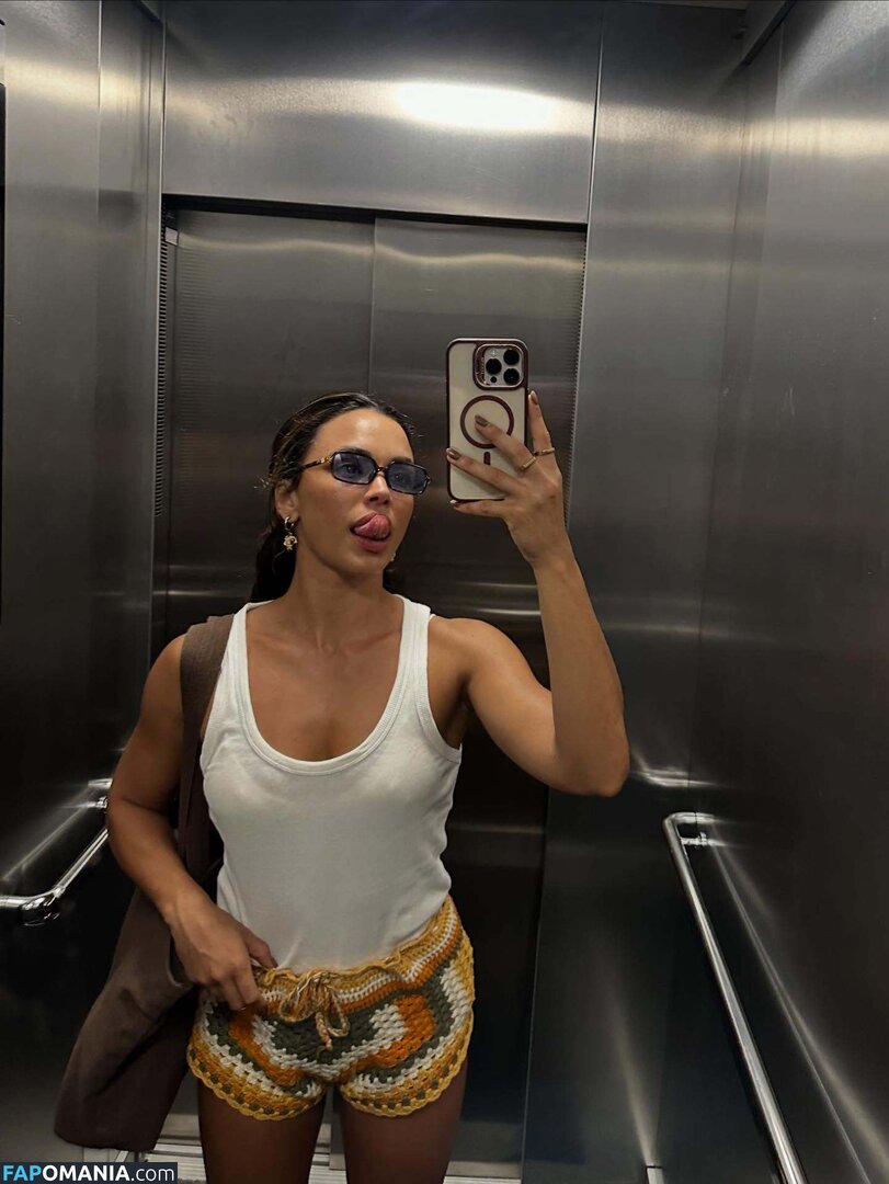 Giovana Cordeiro / cordeirogi Çıplak OnlyFans  Sızdırılmış Fotoğraf #3