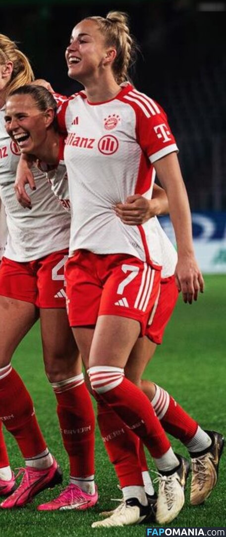 Giulia Gwinn / giuliagwinn Çıplak OnlyFans  Sızdırılmış Fotoğraf #189