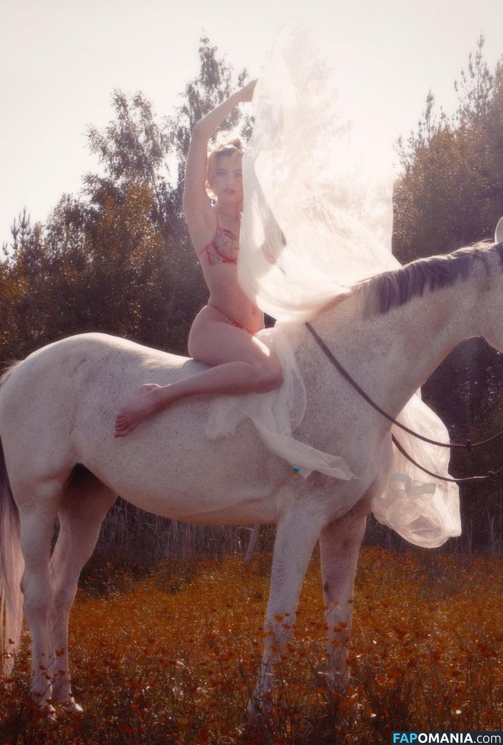 Gloria ASMR / gloria.asmr Çıplak OnlyFans  Sızdırılmış Fotoğraf #45