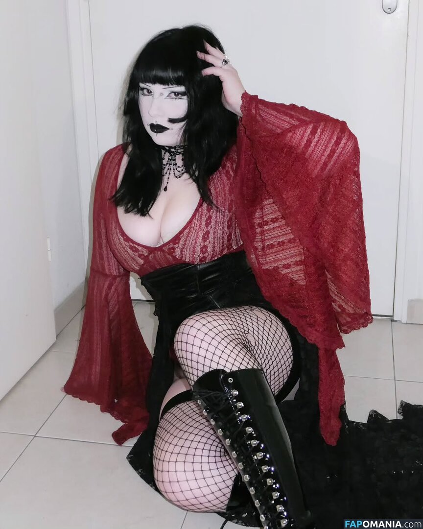 gothbynight Çıplak OnlyFans  Sızdırılmış Fotoğraf #1