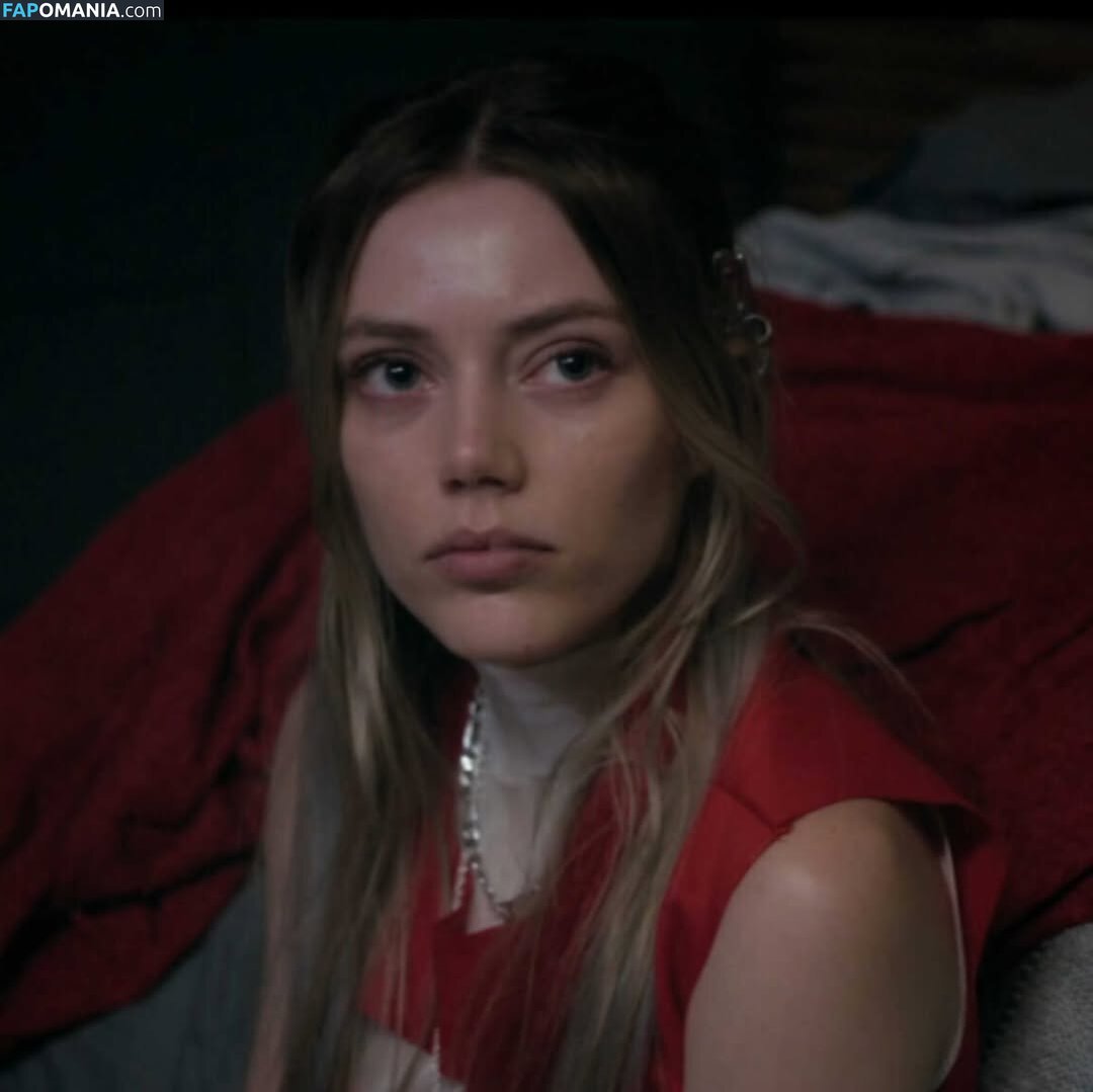Grace Van Dien / gracevandien Çıplak OnlyFans  Sızdırılmış Fotoğraf #5