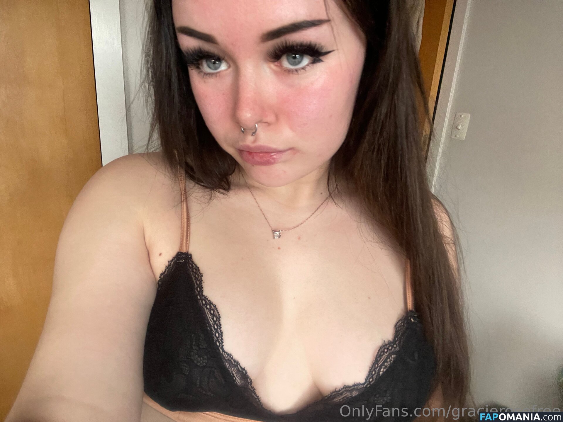 graciefree_ / gracierosefree Çıplak OnlyFans  Sızdırılmış Fotoğraf #3