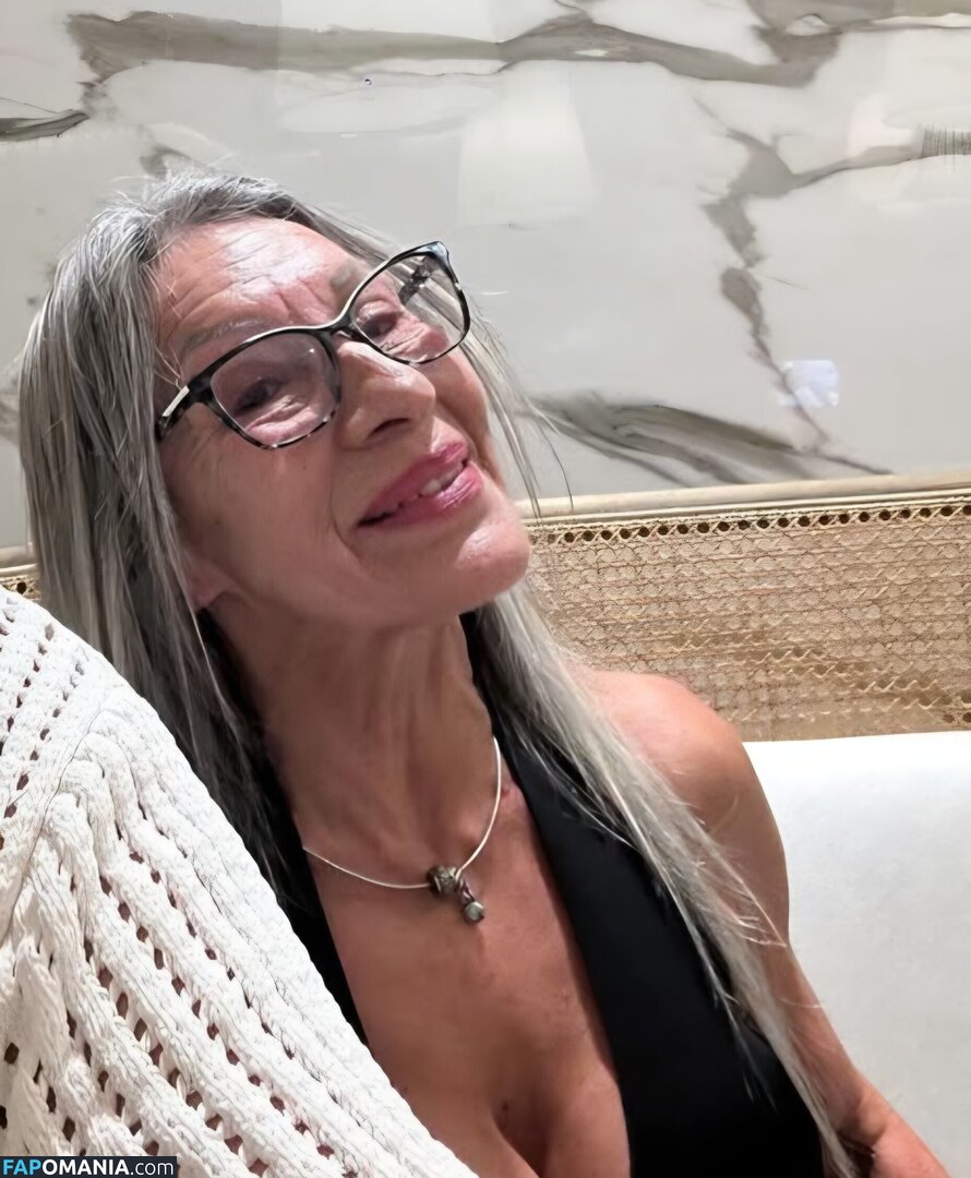 Tania Maria Martins / grandmathediamond / tania.mariamartins Çıplak OnlyFans  Sızdırılmış Fotoğraf #3