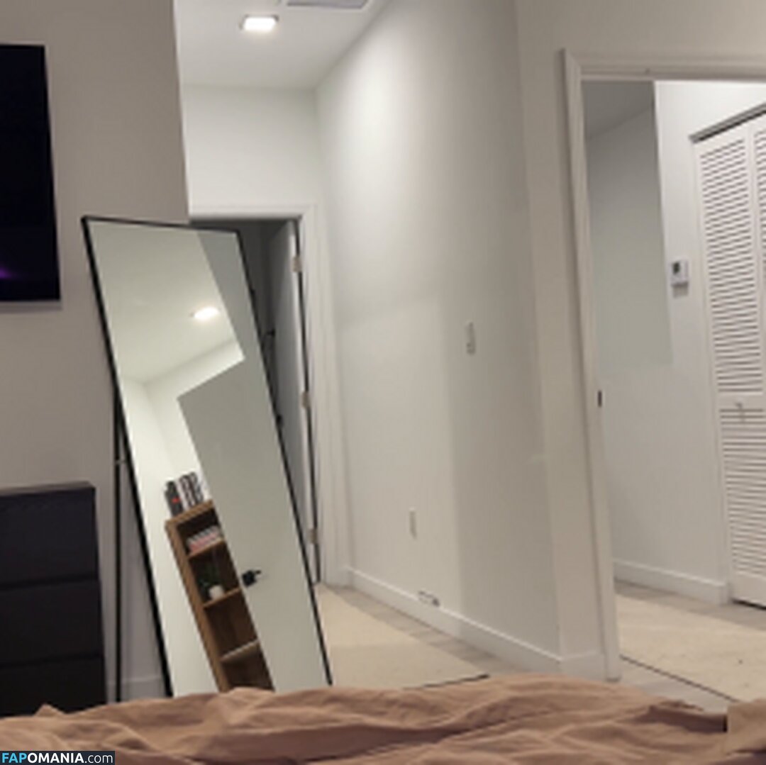 Gypsy Rose / Gypsyrose_137 / gypsygeyser / gypsyrose5star / https: / riotgypsyrose Çıplak OnlyFans  Sızdırılmış Fotoğraf #1