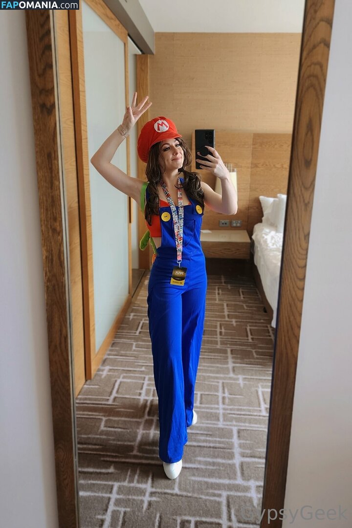 gypsygeek / thatgypsygeek Çıplak OnlyFans  Sızdırılmış Fotoğraf #1