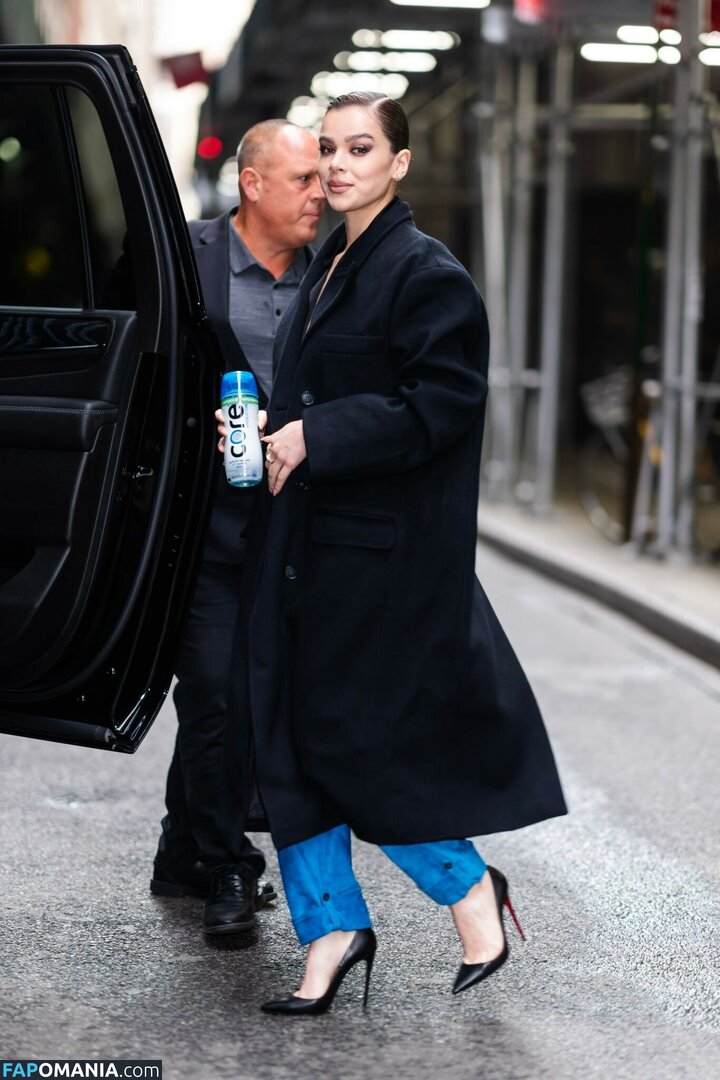 Hailee Steinfeld / haileesteinfeld / https: Çıplak OnlyFans  Sızdırılmış Fotoğraf #41