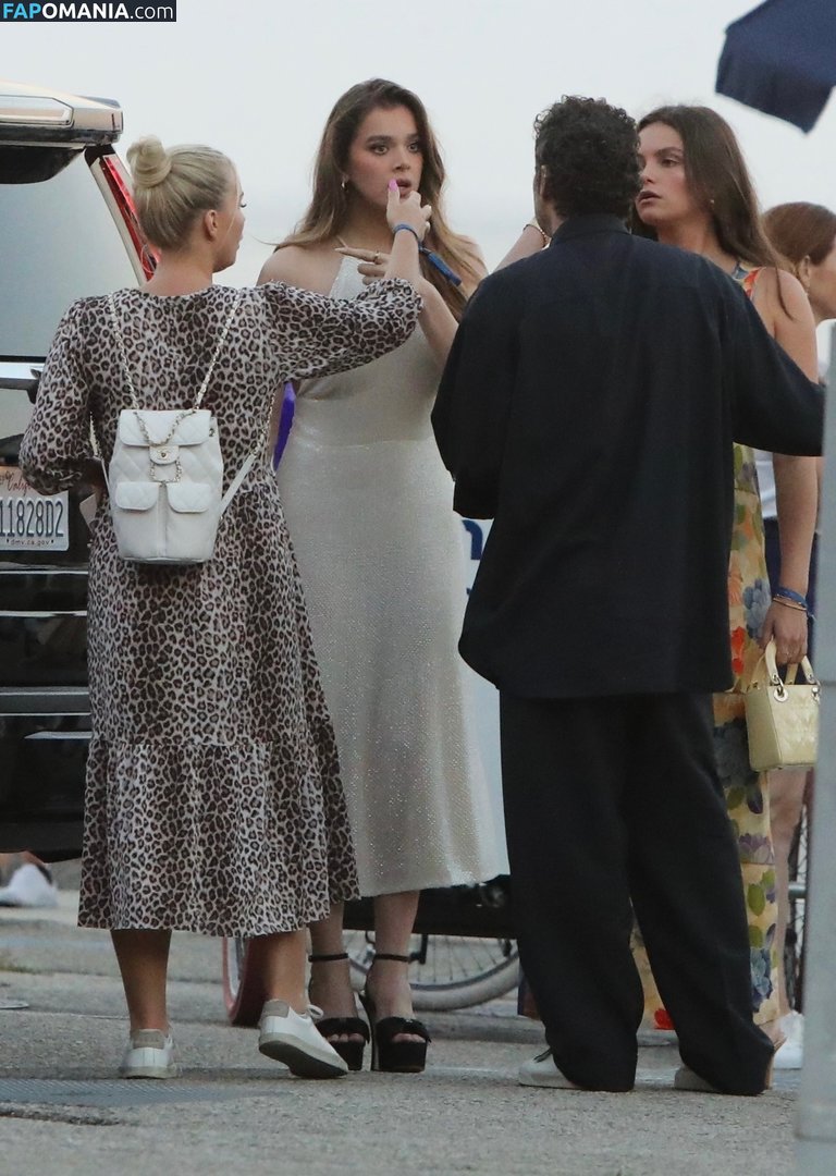 Hailee Steinfeld / haileesteinfeld / https: Çıplak OnlyFans  Sızdırılmış Fotoğraf #141