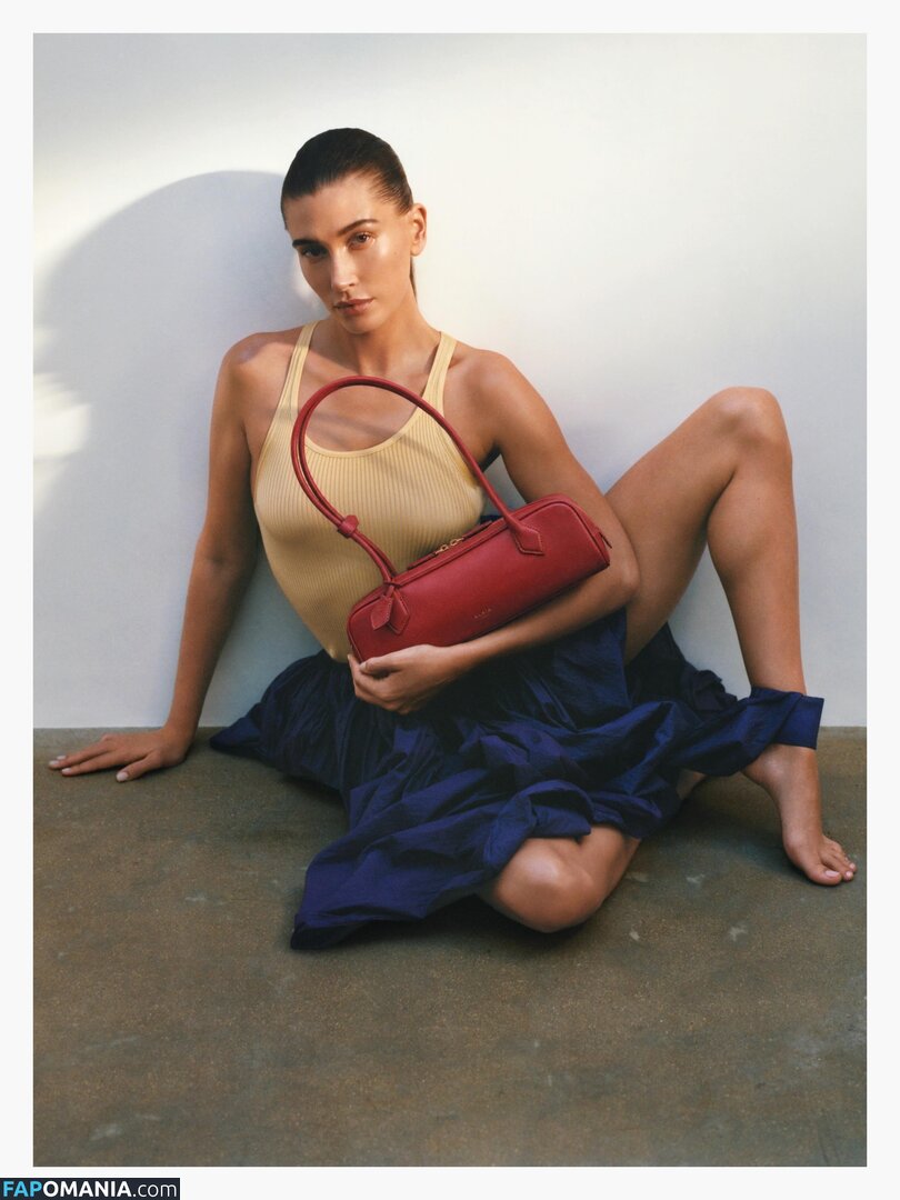Hailey Baldwin Bieber / haileybieber Çıplak OnlyFans  Sızdırılmış Fotoğraf #676