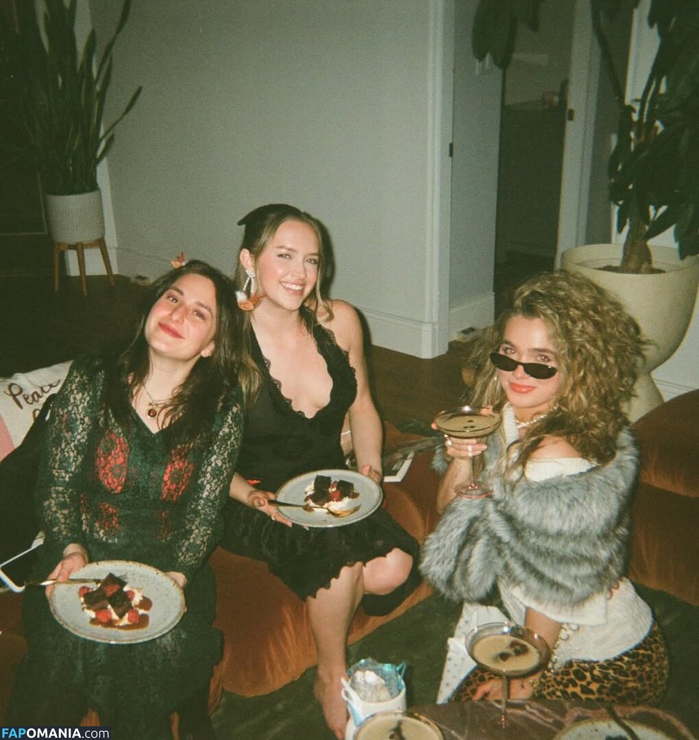 Haley Lu Richardson / haleyluhoo Çıplak OnlyFans  Sızdırılmış Fotoğraf #203