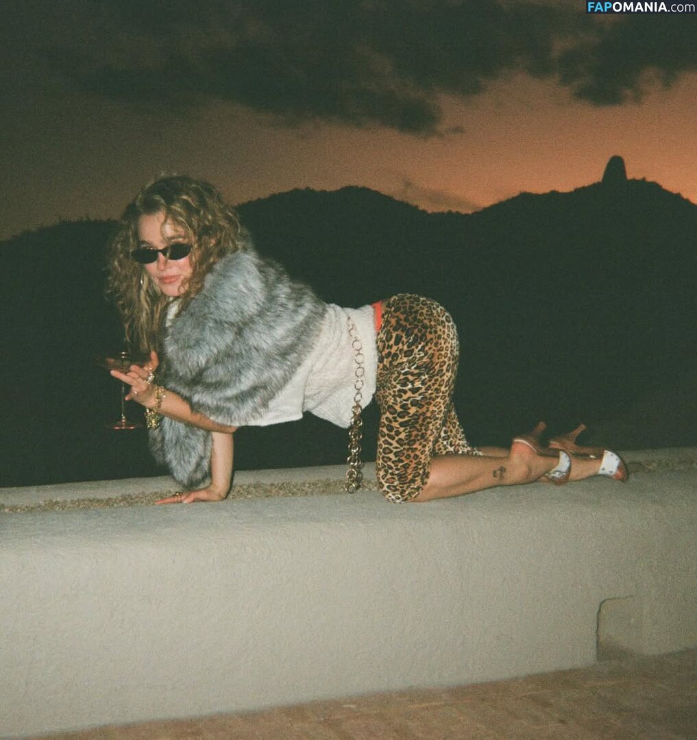 Haley Lu Richardson / haleyluhoo Çıplak OnlyFans  Sızdırılmış Fotoğraf #205