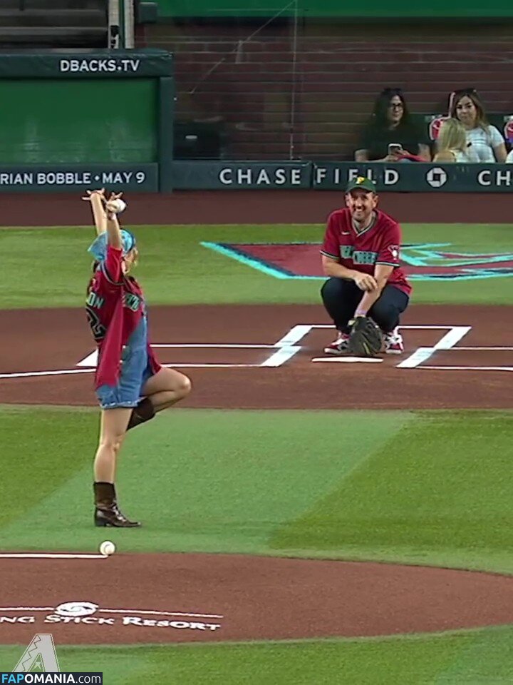 Haley Lu Richardson / haleyluhoo Çıplak OnlyFans  Sızdırılmış Fotoğraf #212