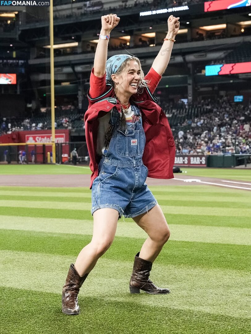 Haley Lu Richardson / haleyluhoo Çıplak OnlyFans  Sızdırılmış Fotoğraf #214