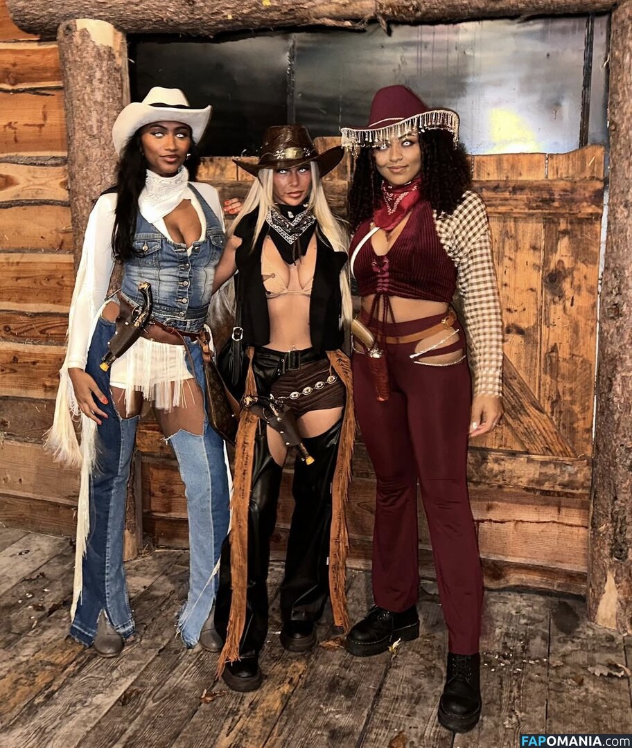 Halloween Sluts Çıplak OnlyFans  Sızdırılmış Fotoğraf #5