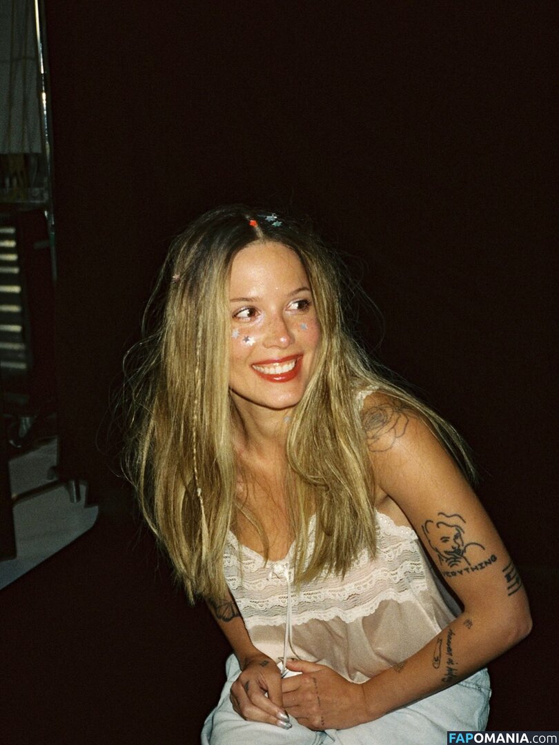 Halsey / https: / iamhalsey / yammahaaa Çıplak OnlyFans  Sızdırılmış Fotoğraf #3