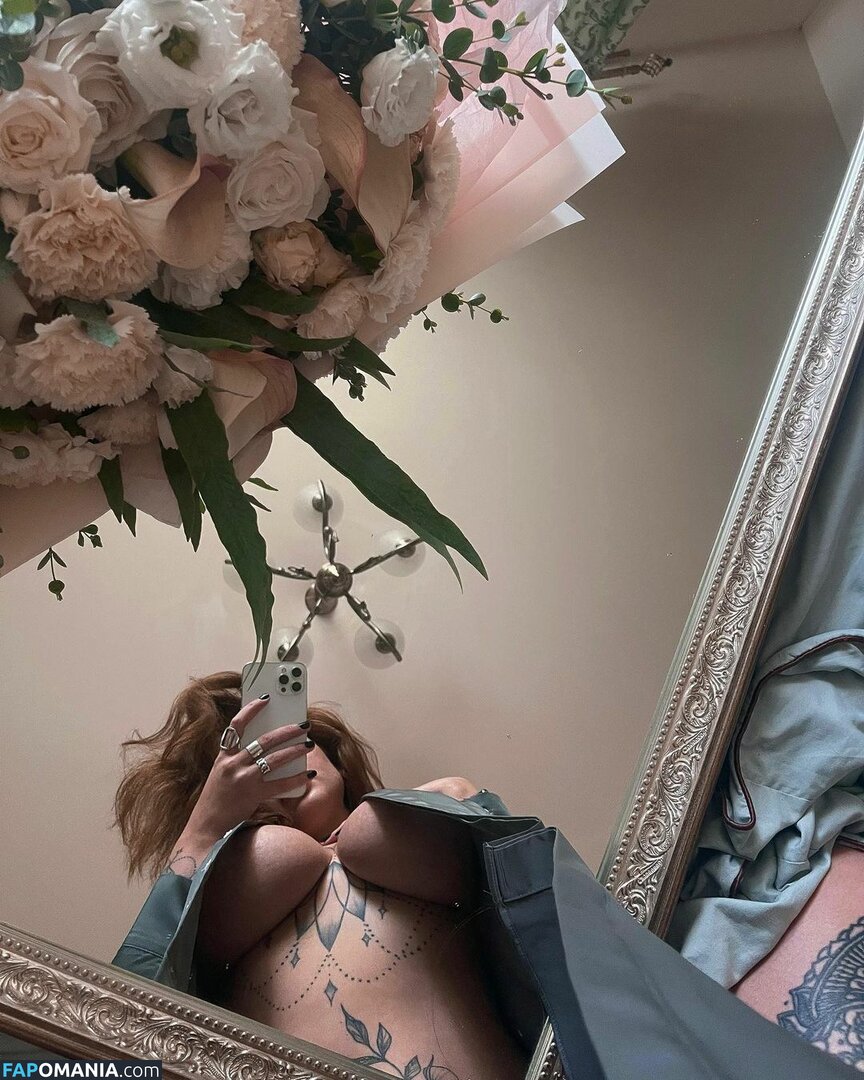 Hell Voron / Olga Voronina / hell_voron Çıplak OnlyFans  Sızdırılmış Fotoğraf #17