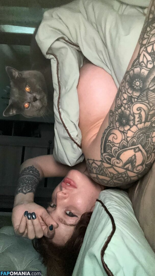 Hell Voron / Olga Voronina / hell_voron Çıplak OnlyFans  Sızdırılmış Fotoğraf #29