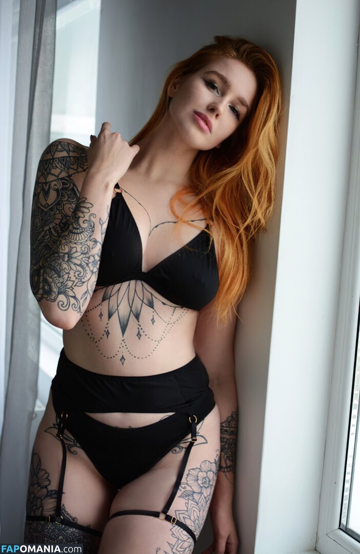 Hell Voron / Olga Voronina / hell_voron Çıplak OnlyFans  Sızdırılmış Fotoğraf #36