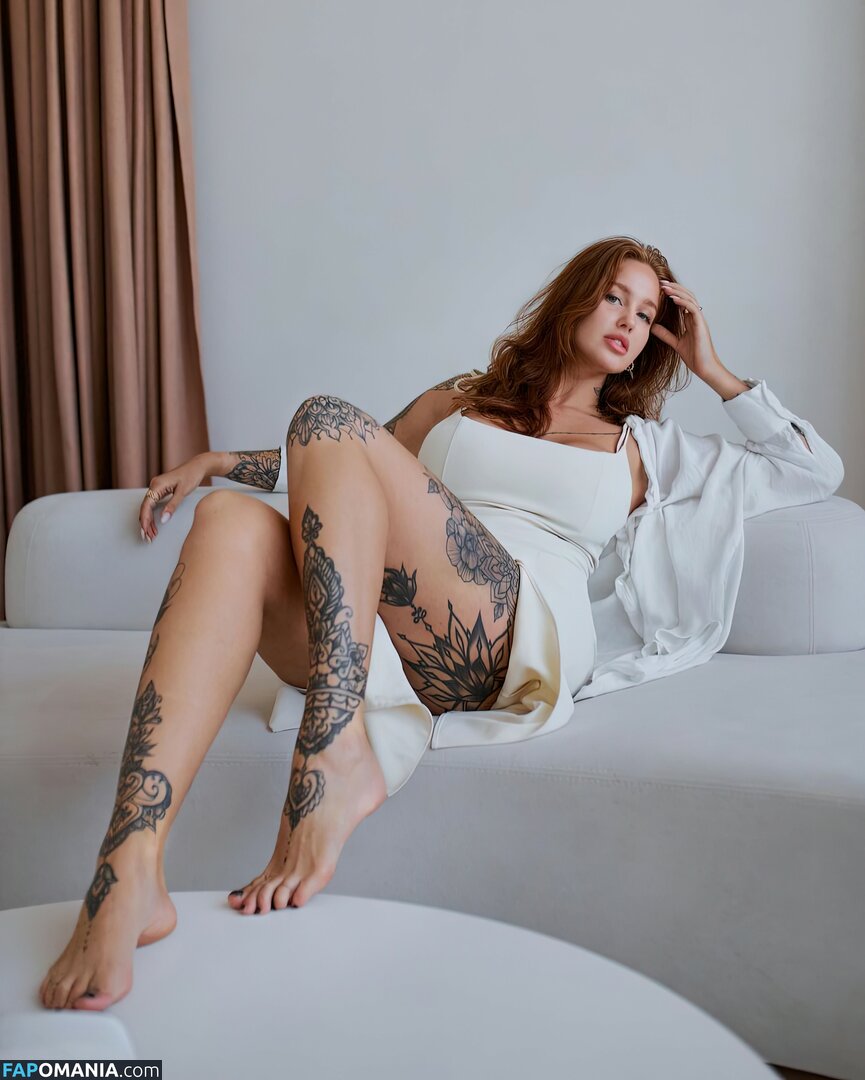 Hell Voron / Olga Voronina / hell_voron Çıplak OnlyFans  Sızdırılmış Fotoğraf #71