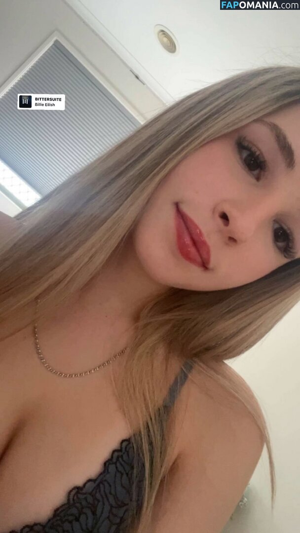 Holly Naude / hollyyynaude Çıplak OnlyFans  Sızdırılmış Fotoğraf #7