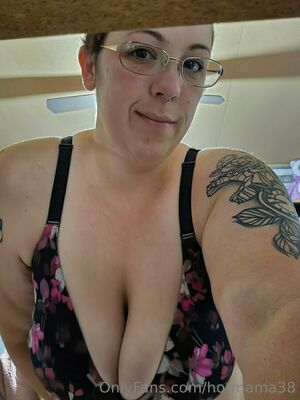 HotMama38