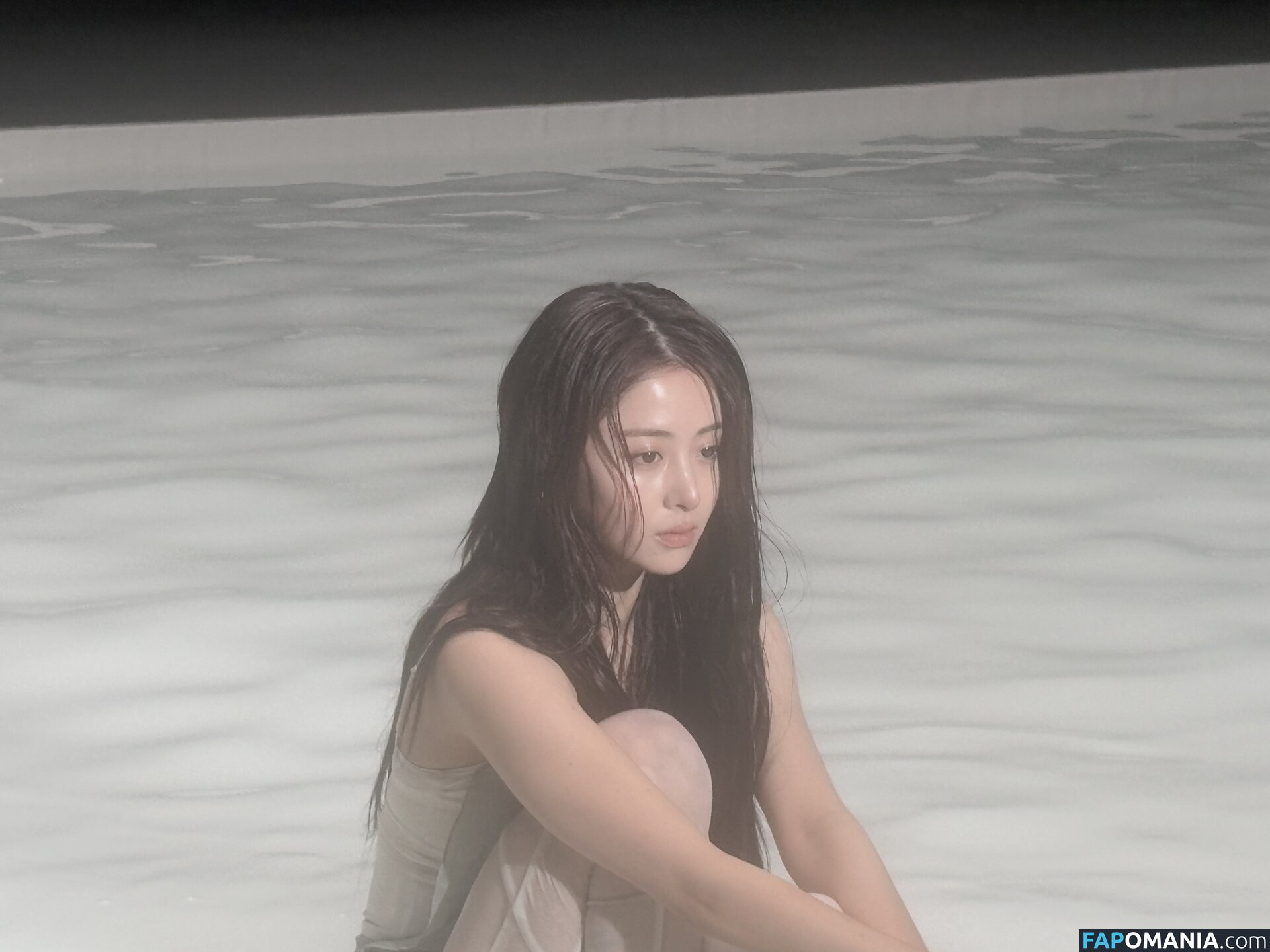 Huh Yunjin 허윤진 / LESSERAFIM / jenaissante Çıplak OnlyFans  Sızdırılmış Fotoğraf #5