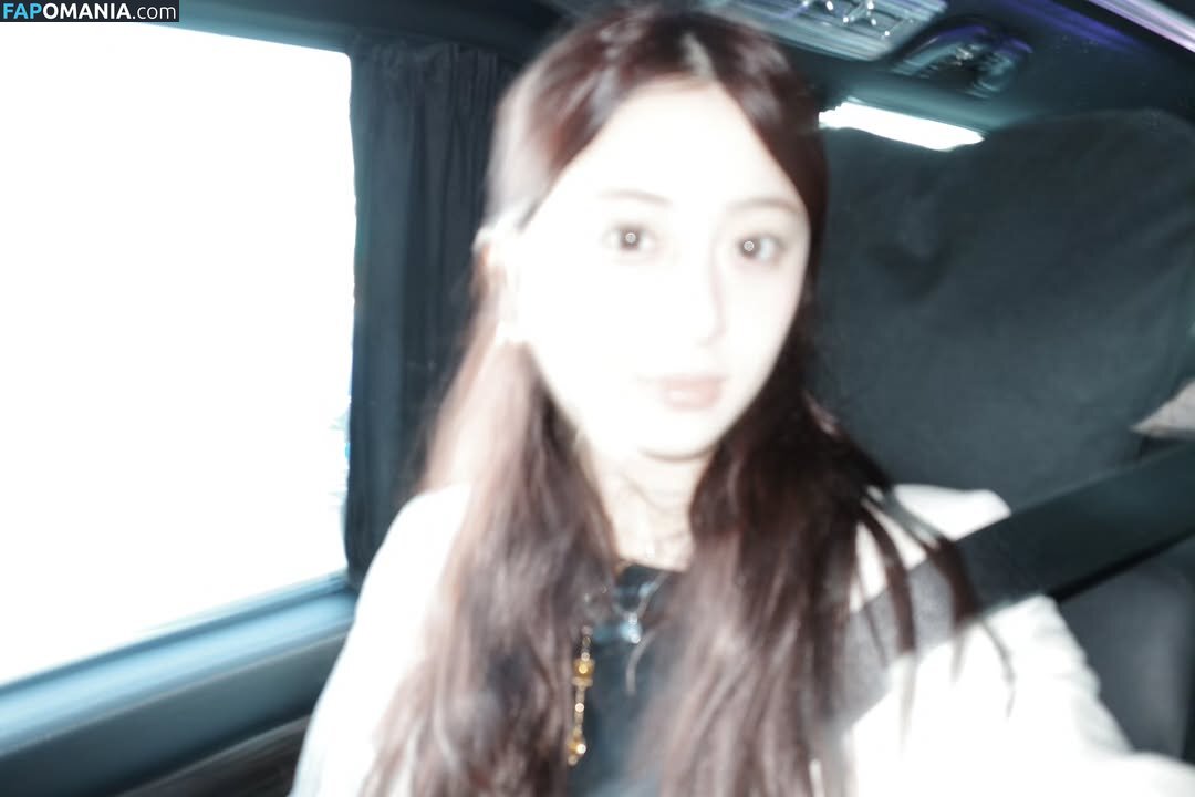Huh Yunjin 허윤진 / LESSERAFIM / yunjin_lesserafims Çıplak OnlyFans  Sızdırılmış Fotoğraf #11
