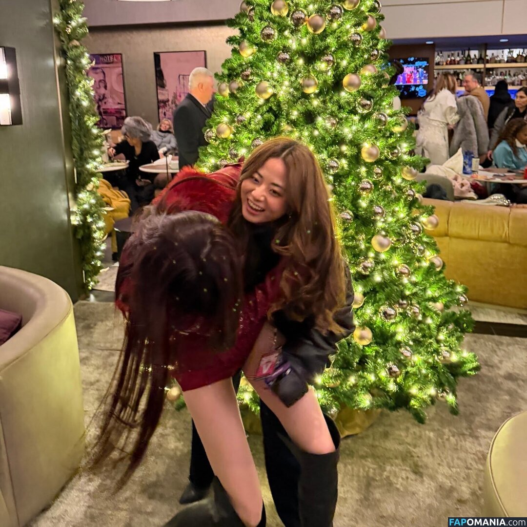 Huh Yunjin 허윤진 / LESSERAFIM / yunjin_lesserafims Çıplak OnlyFans  Sızdırılmış Fotoğraf #46