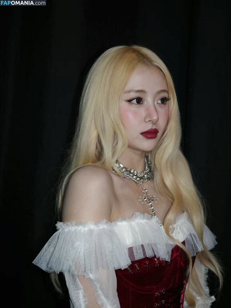 Huh Yunjin 허윤진 / LESSERAFIM / jenaissante Çıplak OnlyFans  Sızdırılmış Fotoğraf #54