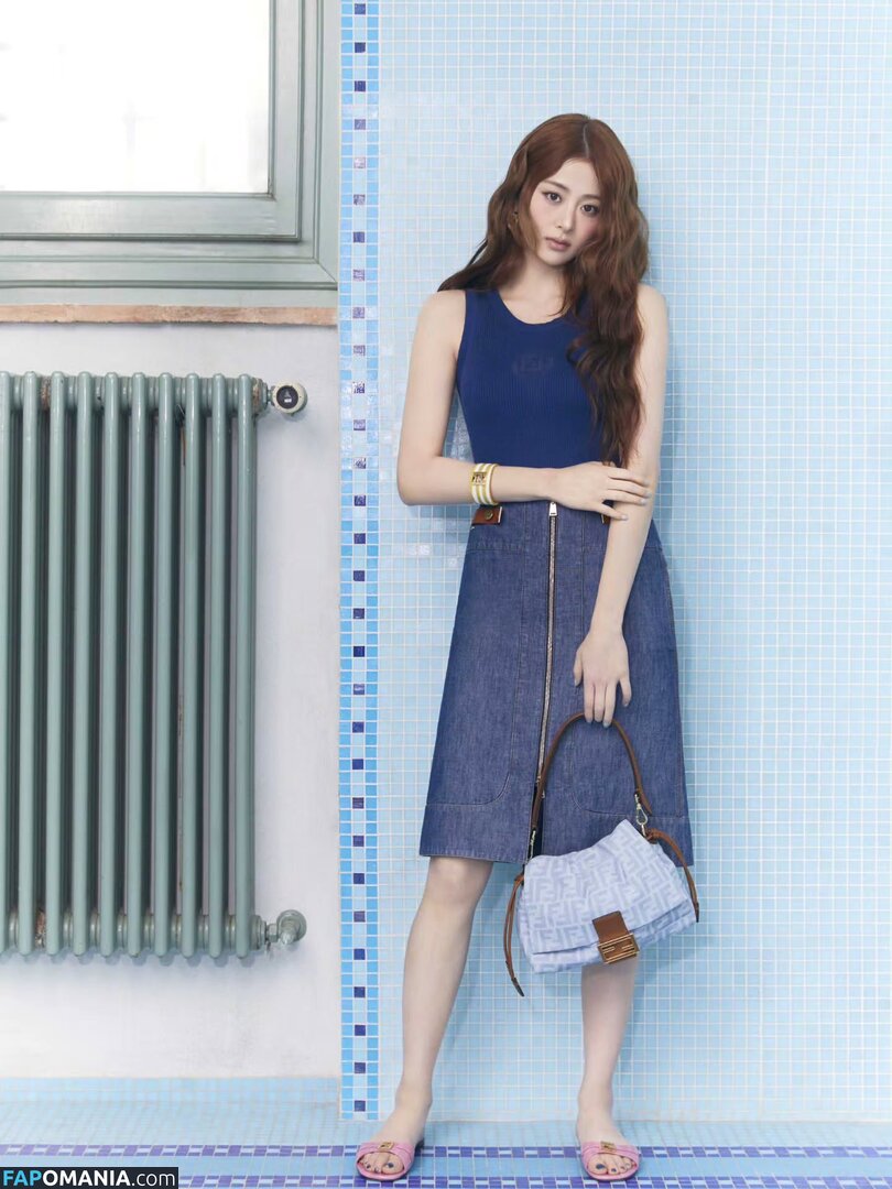 Huh Yunjin 허윤진 / LESSERAFIM / jenaissante Çıplak OnlyFans  Sızdırılmış Fotoğraf #90