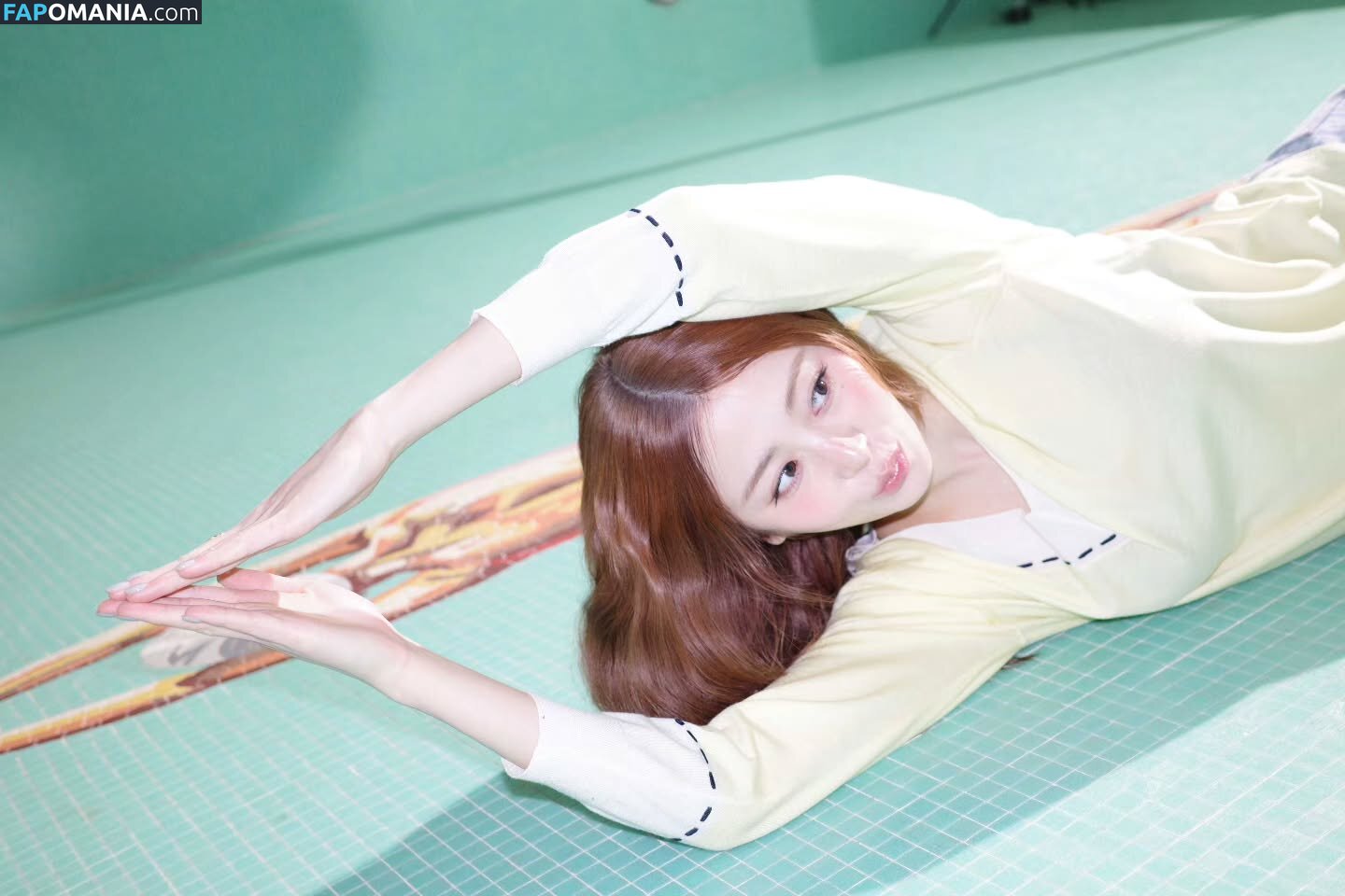 Huh Yunjin 허윤진 / LESSERAFIM / jenaissante Çıplak OnlyFans  Sızdırılmış Fotoğraf #98