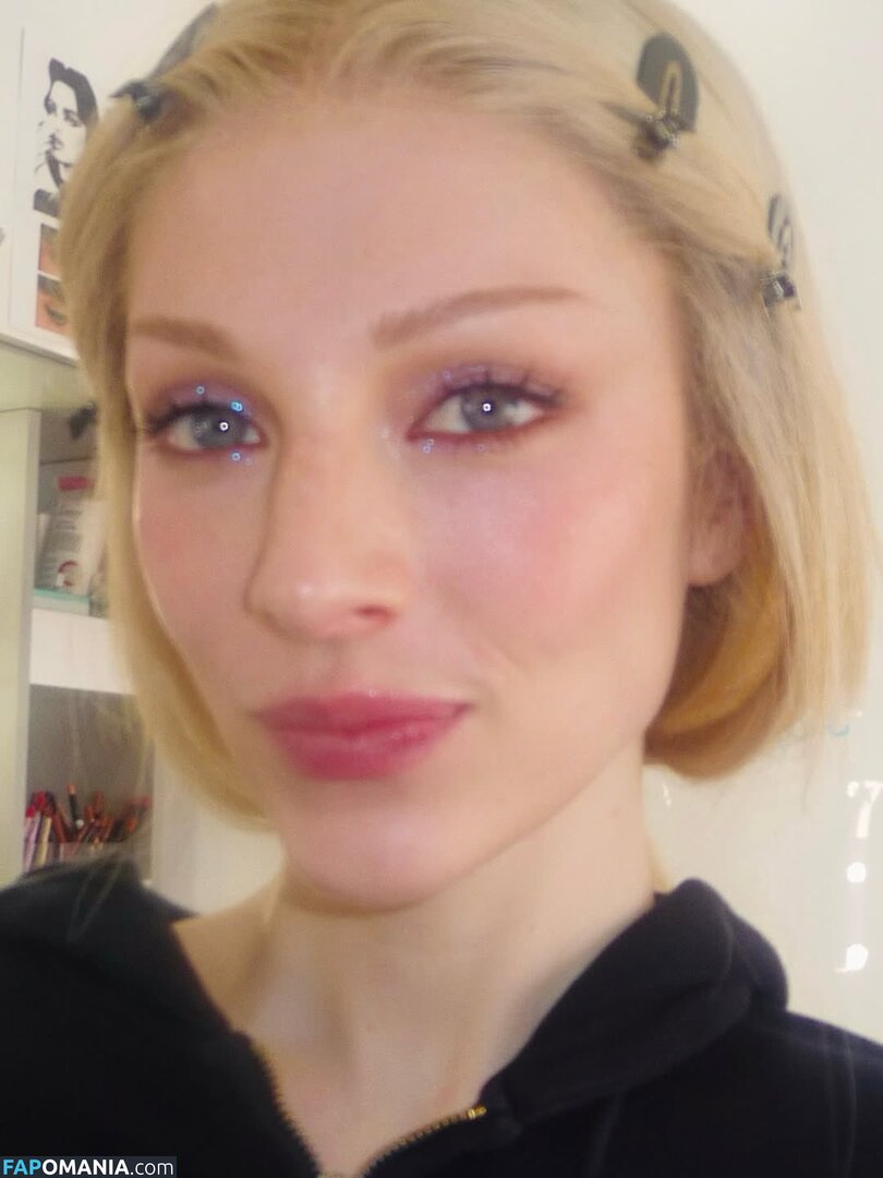 Hunter Schafer / hunterschafer Çıplak OnlyFans  Sızdırılmış Fotoğraf #5