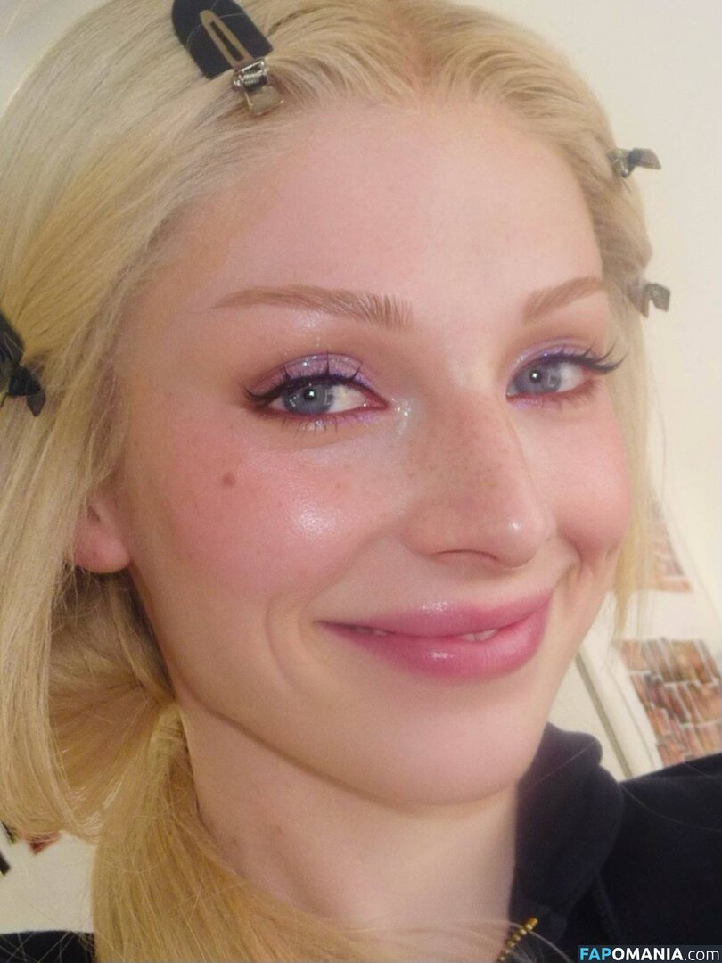 Hunter Schafer / hunterschafer Çıplak OnlyFans  Sızdırılmış Fotoğraf #7