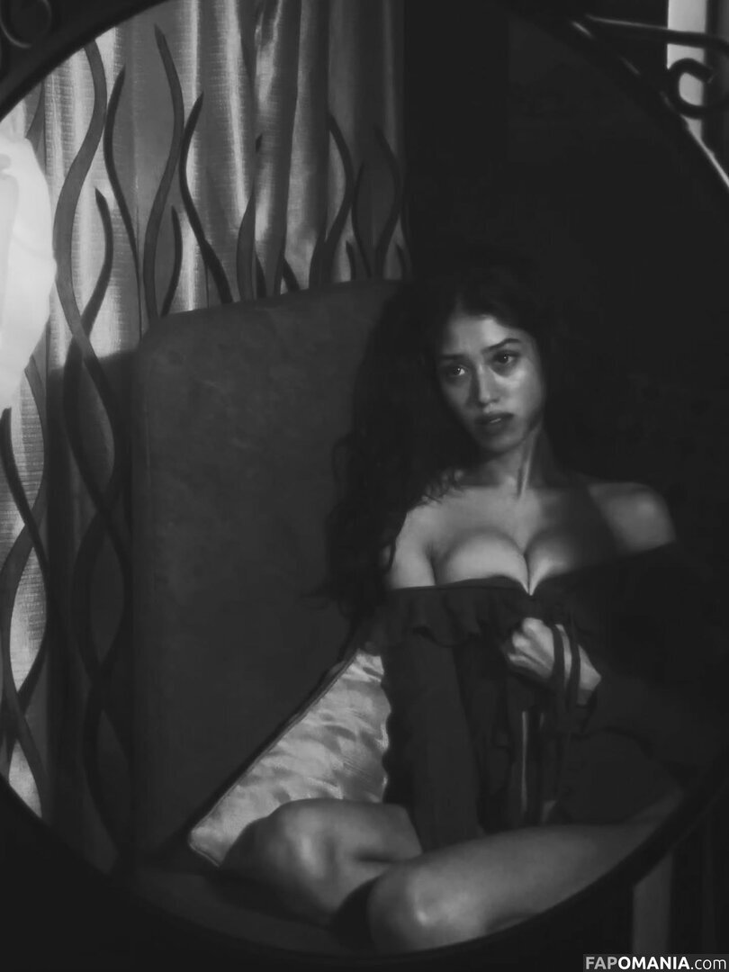 husn.ki.parii Çıplak OnlyFans  Sızdırılmış Fotoğraf #3