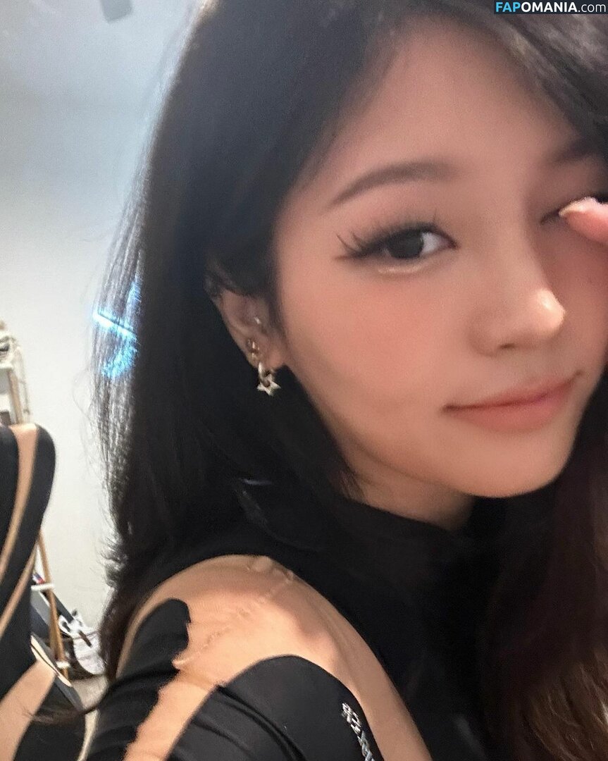 Aikuros / Hyoon Çıplak OnlyFans  Sızdırılmış Fotoğraf #7