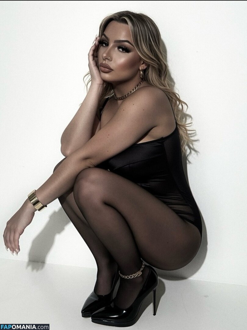 Iamsamvela / Samuela Cecchini Çıplak OnlyFans  Sızdırılmış Fotoğraf #1
