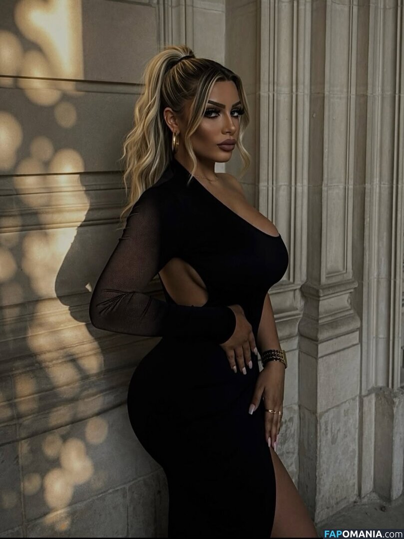 Iamsamvela / Samuela Cecchini Çıplak OnlyFans  Sızdırılmış Fotoğraf #4