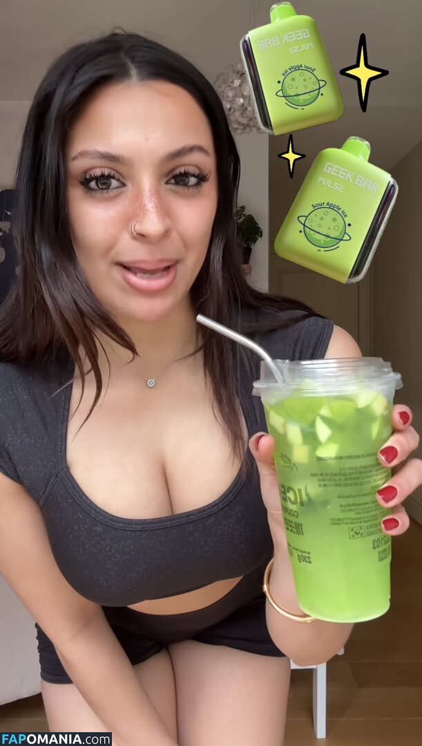 alycakes__ / iconicakes / sara deshmukh / saradeshmukhhh Çıplak OnlyFans  Sızdırılmış Fotoğraf #20