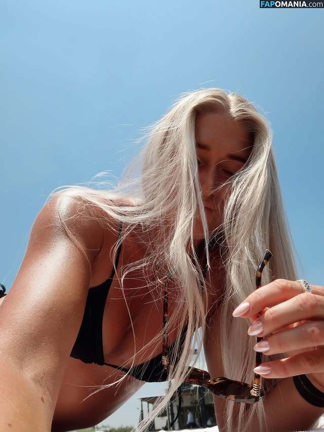 idakkarstoft / İda Kathrine Karstoft Çıplak OnlyFans  Sızdırılmış Fotoğraf #1