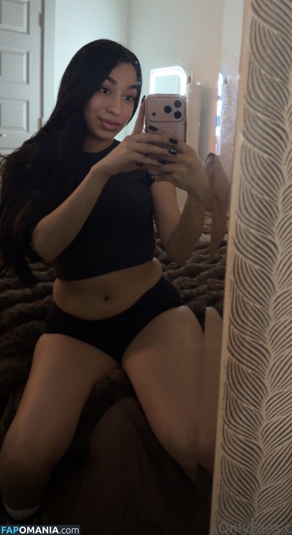 ijustine / ijustneedee Çıplak OnlyFans  Sızdırılmış Fotoğraf #1