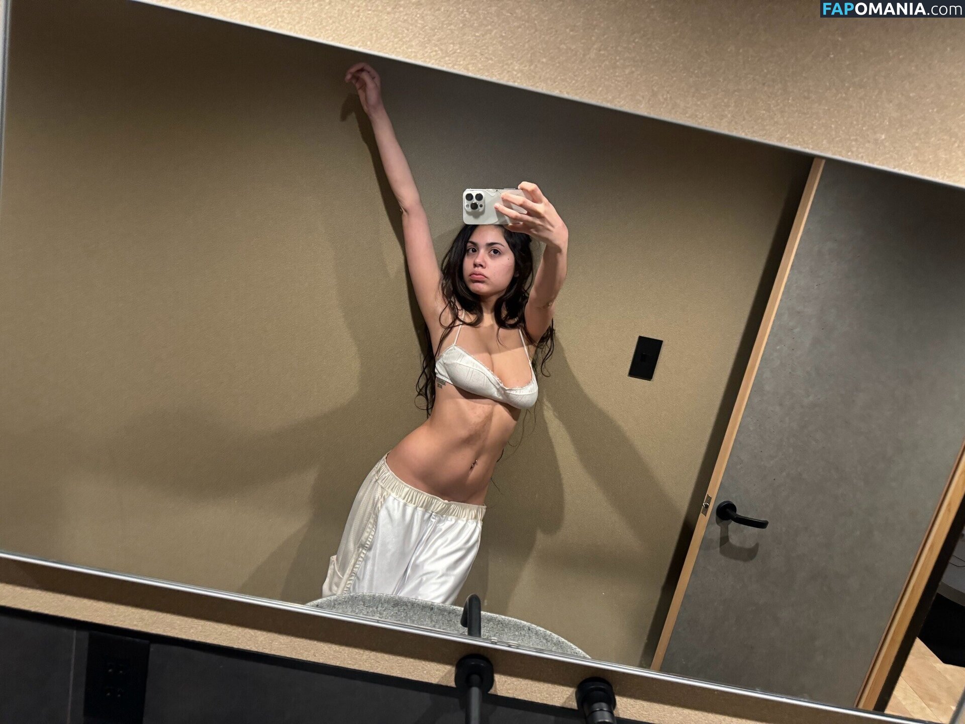 iluvmethemost / joselynalexandraaa Çıplak OnlyFans  Sızdırılmış Fotoğraf #12