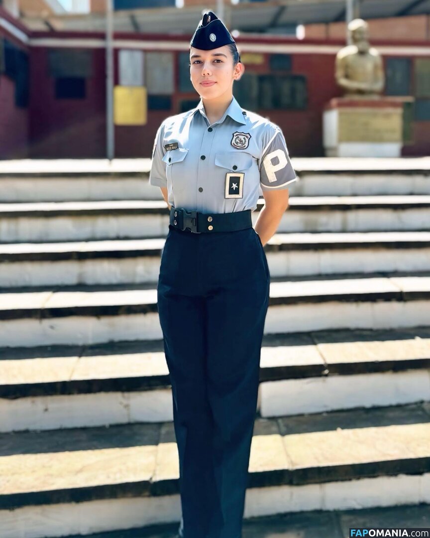 In And Out Uniform Çıplak OnlyFans  Sızdırılmış Fotoğraf #45