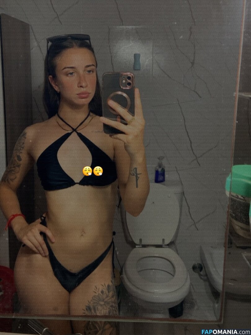 In And Out Uniform Çıplak OnlyFans  Sızdırılmış Fotoğraf #55